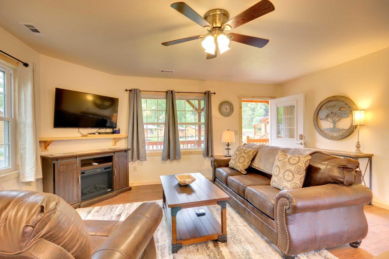 Cozy Cabin On Tuckasegee River - Near ברייסון סיטי מראה חיצוני תמונה