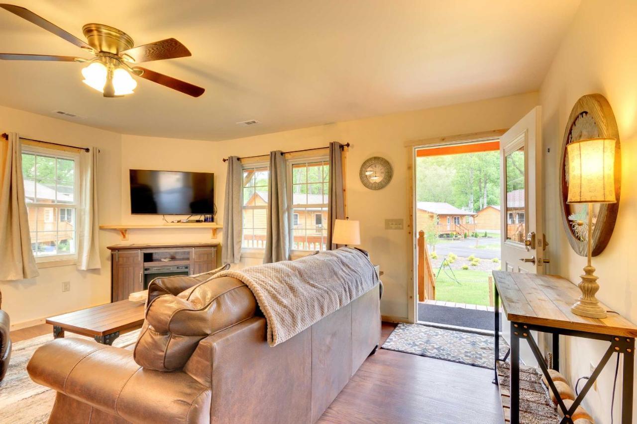 Cozy Cabin On Tuckasegee River - Near ברייסון סיטי מראה חיצוני תמונה