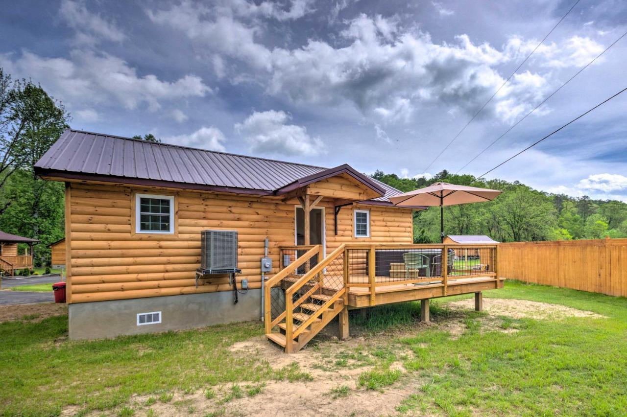 Cozy Cabin On Tuckasegee River - Near ברייסון סיטי מראה חיצוני תמונה